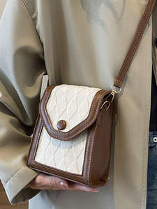 Nouveau Sac Selle en Cuir pour Femme 2026, Tendance, à Bandoulière Unique, avec Fermeture Éclair Diamantée et Intérieur en Cuir - Product Image 5