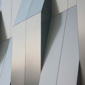 Panneaux <span class=keywords><strong>de</strong></span> revêtement décoratifs en métal PRIMA Design pour façade <span class=keywords><strong>de</strong></span> bâtiment, mur extérieur en aluminium - Product Image 1