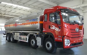 Camion distributeur de <span class=keywords><strong>carburant</strong></span> FAW <span class=keywords><strong>le</strong></span> <span class=keywords><strong>moins</strong></span> <span class=keywords><strong>cher</strong></span> à vendre Camion ravitaillement FAW à vendre à Dubaï - Product Image 2