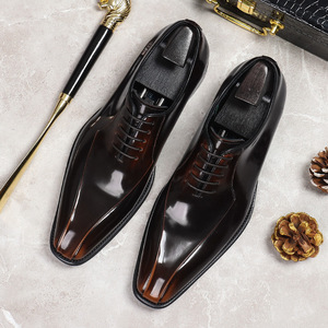 Chaussures habillées en cuir véritable pour homme, style Oxford anglais, à bout pointu et finition brillante - Product Image 1