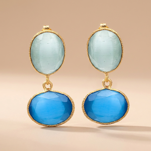 Boucles d'oreilles en quartz bleu doré et bleu clair avec laiton plaqué rhodium et or 18 carats, bijoux ethniques étincelants unisexes - Product Image 4