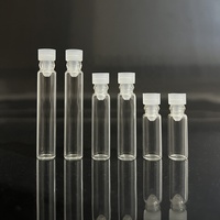 Flacon d'échantillon de parfum transparent de 0,5 ml, 1 ml, 2 ml, petit flacon en verre avec bouchon en plastique