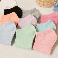 Logo personnalisé Nouveau Mignon Couleur Pure Cheville Coton Chaussettes Femmes Nouveauté Low Cut Chaussettes No Show Chaussettes