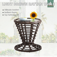 Table d'appoint en rotin brun clair de style bohème pour la décoration intérieure et extérieure, patio, jardin