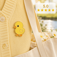 Broche émaillée souple 2D Canard de Pâques Jaune, Bijoux de printemps sur le thème du bassin, Badges métalliques en gros, Pins émaillés personnalisés
