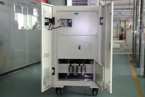 Regulador/estabilizador de voltaje CA monofásico de bobina de cobre - Product Image 5