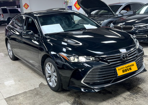 Voitures Toyo-ta d'occasion 2019 VOITURES UTILISÉES RAISONNABLEMENT Voiture d'occasion hybride Toyoto Avalon - Product Image 3