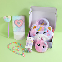 Ensemble cadeau de papeterie pour enfants en gros avec sac à main en fourrure, pinces à cheveux, bracelets, stylos et cahiers