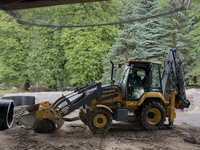 Escavatore-Caricatore XC8-S2570 Durevole e Maneggevole per Movimento Terra, Ideale per Scavi Urbani e Ristrutturazioni Agricole