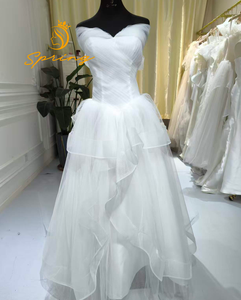 S2040N 2026 Nouvelle Robe de Mariée Tendance Coupe Trapèze Épaules Dénudées avec Découpes en Relief Style Européen et Laçage - Product Image 1