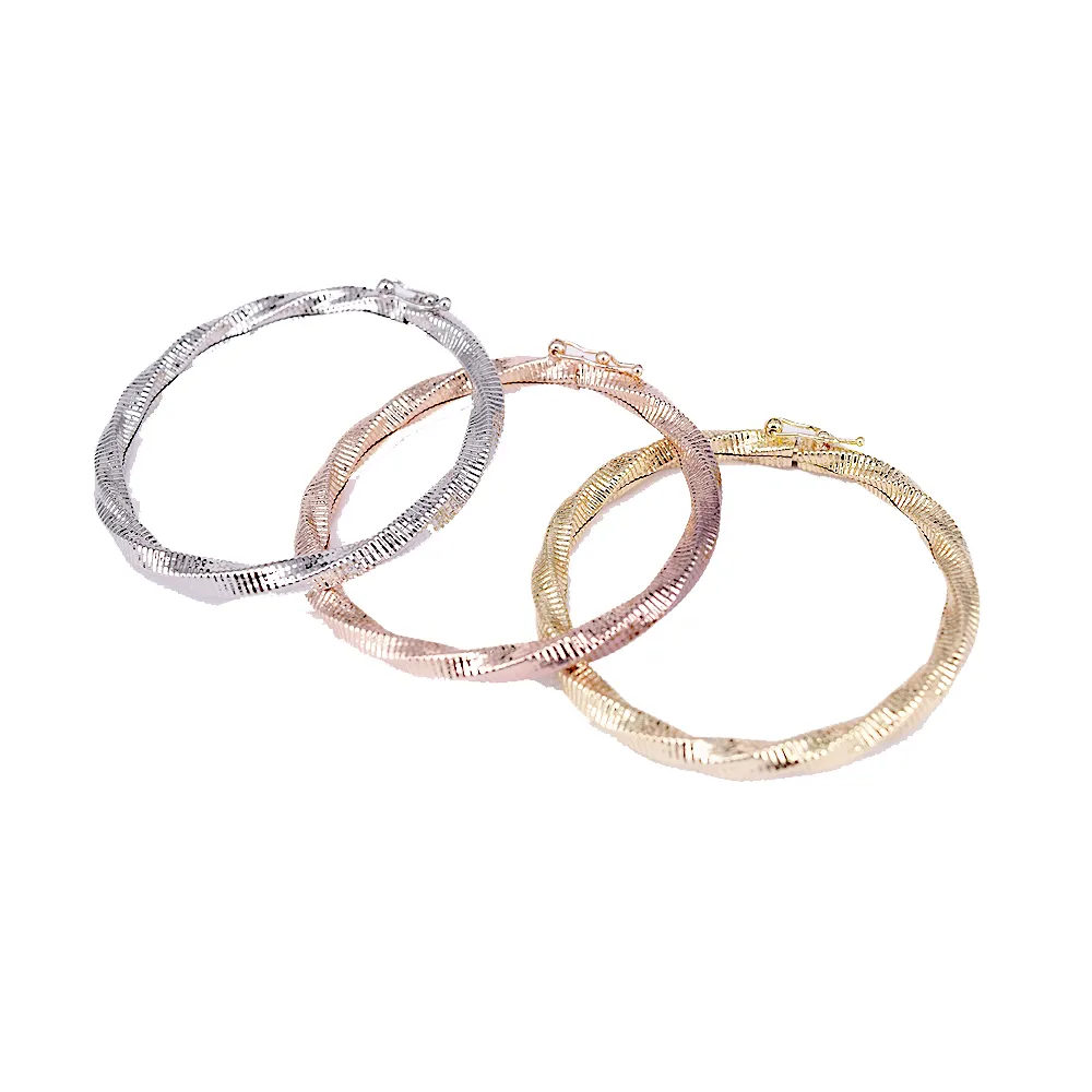 Bracciale colorato l'ultimo Design alla moda, la moda femminile braccialetti protezione ambientale rame senza pietra B0001