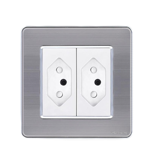 เต้ารับติดผนังแบบสัมผัส 3 ทาง 10A สำหรับแผงควบคุม PC ทนไฟมาตรฐานบราซิล - Product Image 3