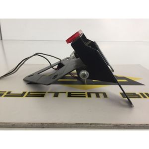 Portatarga Aftermarket con Luce Freno per Moto - Product Image 3