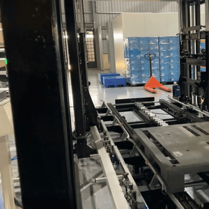 Sistema AGV de Movimiento Directo, Vehículo de Transporte Inteligente con Integración Centralizada para Línea de Fabricación - Product Image 1