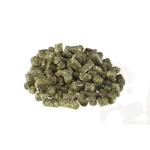 Premium Alfalfa, Lucerne Pellet/kubus Alfalfa pelet jerami pakan hewan untuk ternak/Alfalfa pelet jerami untuk pakan hewan