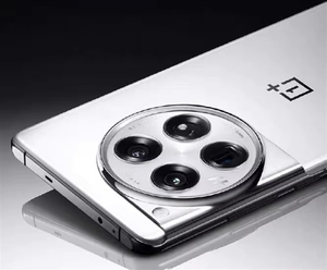 สมาร์ทโฟน <span class=keywords><strong>OnePlus</strong></span> <span class=keywords><strong>12</strong></span> รุ่น Snapdragon <span class=keywords><strong>8</strong></span> Gen 3 แรม 24GB หน้าจอ 6.82 นิ้ว ความละเอียด 2K 120Hz รองรับการชาร์จไว 100W SuperVOOC แบตเตอรี่ 5400mAh พร้อม NFC - Product Image 2