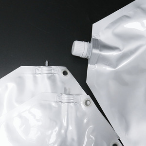 ถุงอลูมิเนียมฟอยล์แบบตั้งได้พร้อมหูหิ้วสำหรับเครื่องดื่ม/สารเคมี/อาหารสามารถปรับแต่งได้ - Product Image 3