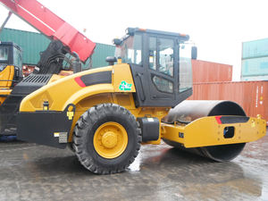Rodillo Compactador Diésel XS143J Amarillo, Equipo de Construcción de Uso Pesado - Product Image 3