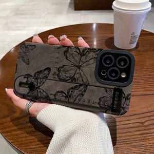 Soporte de pulsera de Mariposa Negra para <span class=keywords><strong>iPhone</strong></span> 16 Pro Max para Apple 15 14 y 13 <span class=keywords><strong>funda</strong></span> de teléfono móvil con cordón de Material de PU - Product Image 4