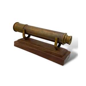 Elegante Telescopio Vintage de Latón con Base de Vidrio y Madera, Decoración Náutica Clásica, Exhibición Ligera para Escritorio u Oficina - Product Image 2