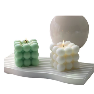 Bougie parfumée artisanale en cire de soja, forme cube Rubik coloré, nouveauté très demandée, pour la maison et l'aromathérapie - Product Image 5
