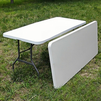 Table pliante en plastique JDZZ-38 moderne à demi-pliage pour la restauration hôtelière, facile à nettoyer, utilisation intérieure et extérieure