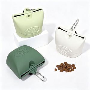 BPA FREE Silicone Dog Treat Pouch Leakproof Portable Training Food Bag with Carabiner <b>Clip</b> - Product Image 1