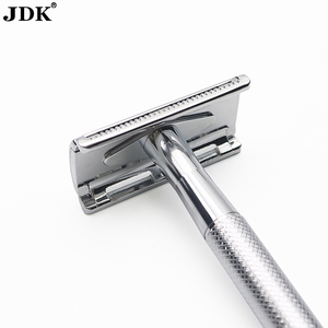 <span class=keywords><strong>Rasoir</strong></span> pour femmes <span class=keywords><strong>rasoir</strong></span> Shenzhen manuel en métal Saftey <span class=keywords><strong>rasoir</strong></span> Double bord une lame rasoirs de beauté - Product Image 4
