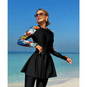 <span class=keywords><strong>ชุด</strong></span><span class=keywords><strong>ว่า</strong></span><span class=keywords><strong>ย</strong></span><span class=keywords><strong>น้ำ</strong></span>มุสลิมแบบสามชิ้นสำหรับ<span class=keywords><strong>ผู้หญิง</strong></span> แขนยาว ป้องกันแสงแดด พิมพ์ลายดอกไม้ ซิปด้านหน้า พร้อมกางเกง ไซส์ XXL - Product Image 3