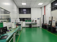 Oeillets en caoutchouc de silicone OEM, protections de faisceaux de câbles automobiles haute température, usine