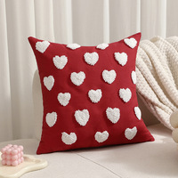 Housse de coussin décorative brodée en forme de cœur pour la Saint-Valentin, idéale pour canapé, chambre ou comme cadeau