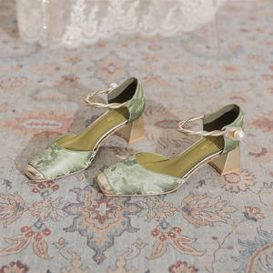 Nouvelles Chaussures Unisexe 2026 Tendance en Cuir Véritable avec Doublure en Maille, Creuses, en Cuir de Vachette, à Talon Chaton, Confortables et à Bout Pointu - Product Image 5