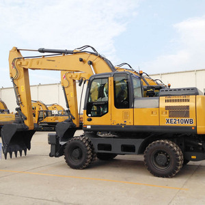Excavadora de Ruedas Marca XE210WB de 21t con Cucharón Inclinable - Product Image 1