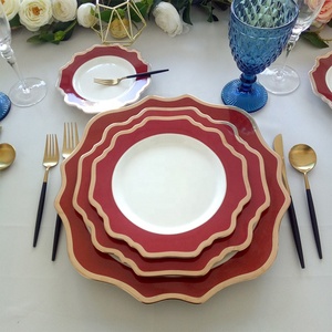 Service de vaisselle de luxe en porcelaine fine avec bord doré, motif tournesol, pour mariage et réceptions - Product Image 3