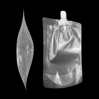 Nouvelle pochette à bec de compote de fruits transparente à venir pour le remplissage d'eau et le bouchage du sac de gelée en plastique