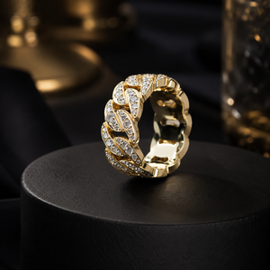 Anello Unisex con Taglio Brillante Rotondo, Gioiello Classico per Ogni Giorno - Product Image 5