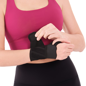 Soporte de Muñeca Ultrafino y Transpirable con Tela de Alta Elasticidad, Bucle <span class=keywords><strong>para</strong></span> el Pulgar Ajustable, Compresión <span class=keywords><strong>para</strong></span> Gimnasio, Fitness, Deportes, Alivio del Túnel Carpiano - Product Image 3