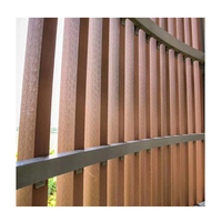 Panneaux de bardage en bois composite de haute qualité, ignifuges, imperméables, anti-rayures, épaisseur 40 mm, design moderne pour l'extérieur