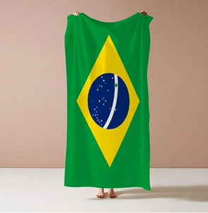 Toalla de Playa de Microfibra de Secado Rápido, Absorbente y Antiarena, Diseño de Acuarela Brasileña, para Uso en la Playa o en el Hogar - Product Image 1