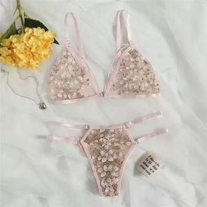 Ensemble de soutien-gorge de sport en dentelle florale sans couture pour femmes grandes tailles, broderie 3D, tissu en spandex/polyester, design d'allaitement, ODM - Product Image 5