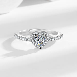 Anillo Clásico de Moissanita para Mujer, Nuevo y Popular, con Diseño Abierto de Corazón Colorido con Circonitas que Simulan Diamantes - Product Image 2