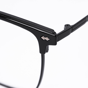 Monturas <span class=keywords><strong>de</strong></span> <span class=keywords><strong>gafas</strong></span> ópticas <span class=keywords><strong>de</strong></span> Metal Unisex montura <span class=keywords><strong>de</strong></span> <span class=keywords><strong>gafas</strong></span> <span class=keywords><strong>de</strong></span> aleación ligera <span class=keywords><strong>gafas</strong></span> <span class=keywords><strong>de</strong></span> miopía <span class=keywords><strong>de</strong></span> moda <span class=keywords><strong>promoción</strong></span> caliente - Product Image 5