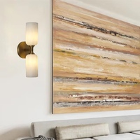 Appliques murales LED à double lumière sur base en fer, design moderne personnalisable avec abat-jour en albâtre pour hôtel de luxe, salle de bain, salon, hall