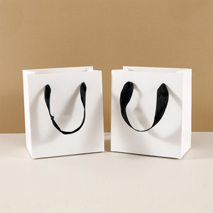 Custom Logo Wholesale Luxury Gift Shopping Bags Handles Recyclable Packaging Underwear Clothing Socks Jewelry Packaging Bag - Product Image 2