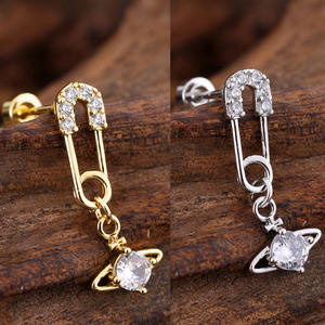 ファッションイヤリング卸売バルクジュエリー金メッキダングルフープ花ステンレス鋼女性用ファインイヤリング - Product Image 4