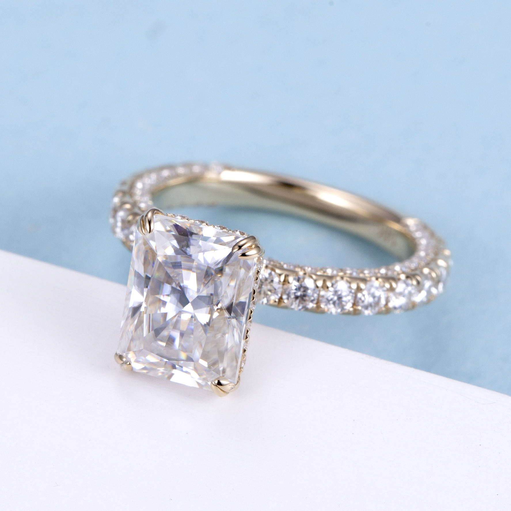 มอยซาไนต์ 18k