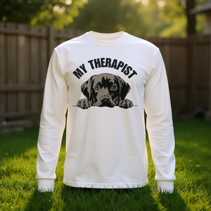 Mi terapeuta es un perro, cita de amante de las mascotas, camiseta de manga larga con diseño de terapia de labrador - Product Image 3