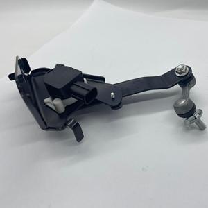 Brazo de Control Inferior de Suspensión, Pieza de Repuesto 5S9478 LSH131 HST057 RH3779 926-227 8940750070 - Product Image 2