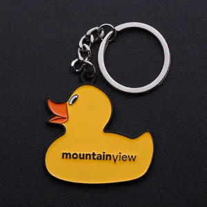 Benutzer definierte Marke Logo Schlüssel ringe Metall Anime Cartoon goldgelbe Ente Schlüssel bund/süße Ente Schlüssel anhänger