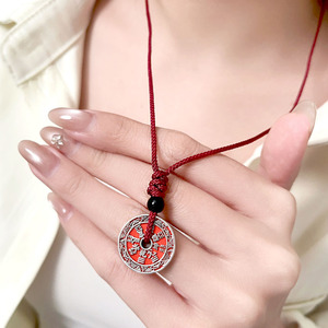 Colgante de Plata de Ley S925 con Moneda Fantasma de Montaña, Hebilla de Seguridad Roja Vermelina, Collar Retro de Estilo Chino con Signo del Zodíaco para Mujer - Product Image 3